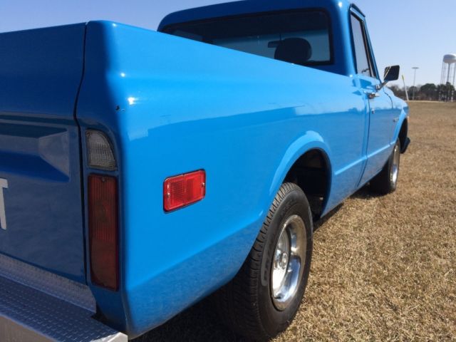1971 Blue Chevrolet C-10 Standard Cab Pickup