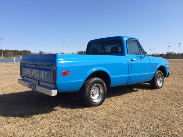 1971 Blue Chevrolet C-10 Standard Cab Pickup