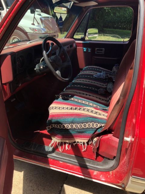 1983 Red/White Chevrolet C-10