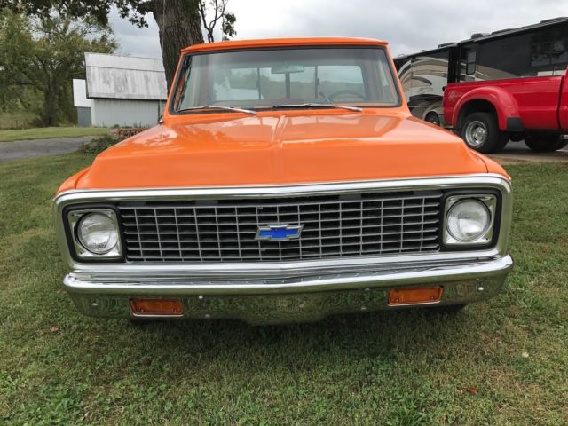 1971 Orange and white Chevrolet C-10 Pickup