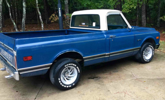 1969 Blue Chevrolet C-10 Standard Cab Pickup