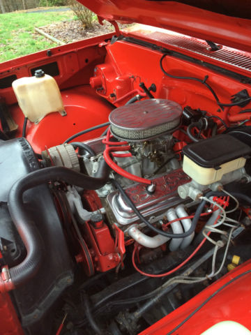 19850000 Red Chevrolet C-10 stepside
