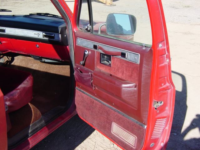 1986 Red Chevrolet C-10