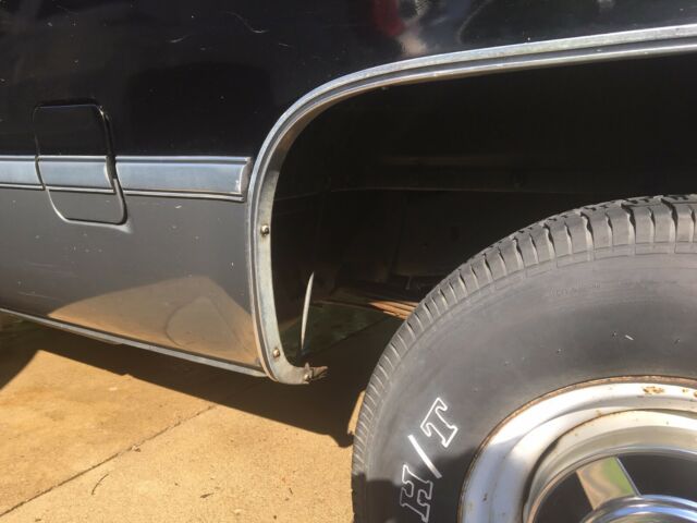 1986 Black Chevrolet C20 Pickup