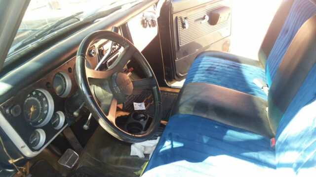 1969 blue Chevrolet C-10 Cabina y chasis