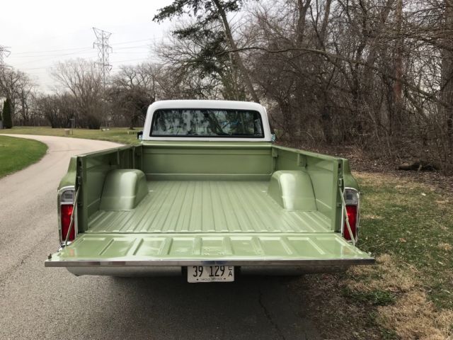 1972 Green Chevrolet C-10