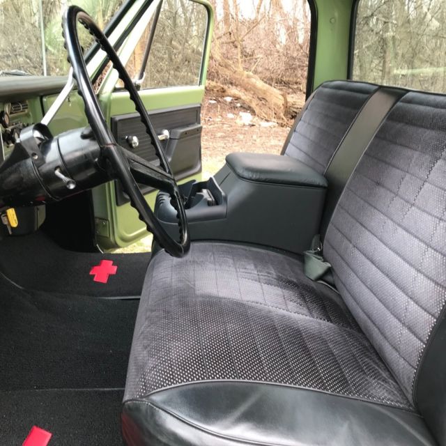 1972 Green Chevrolet C-10