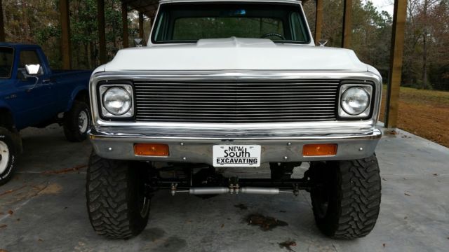 1972 White Chevrolet C-10 Standard Cab Pickup