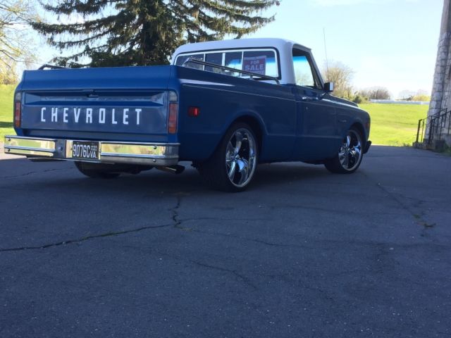 1972 Blue/ white Chevrolet C-10 Standard Cab Pickup