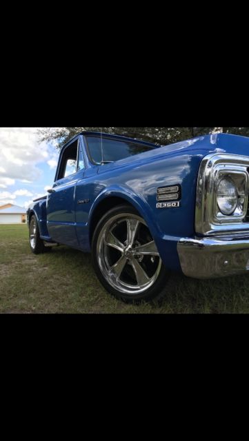 1986 Bronze/Cream Chevrolet C-10 Standard Cab Pickup