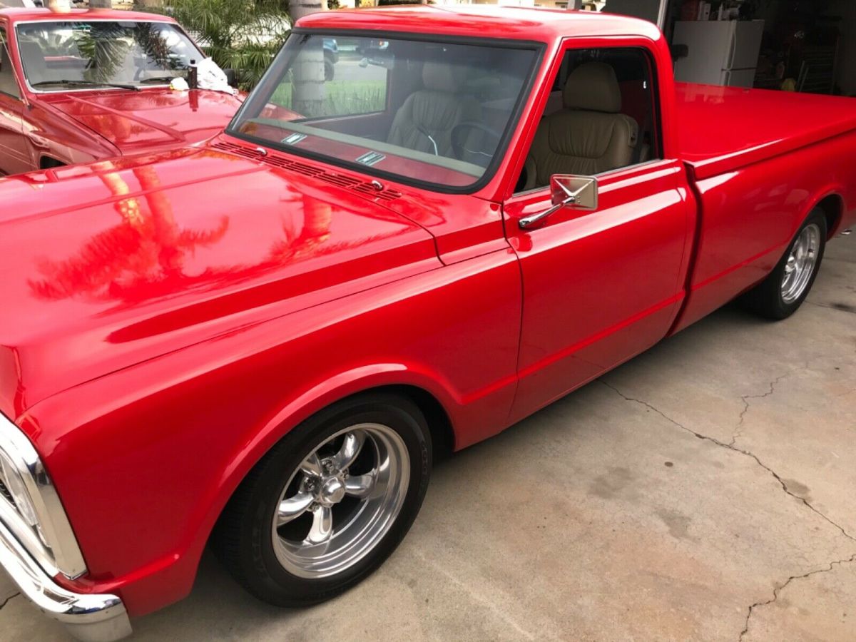 1970 Red Chevrolet C-10