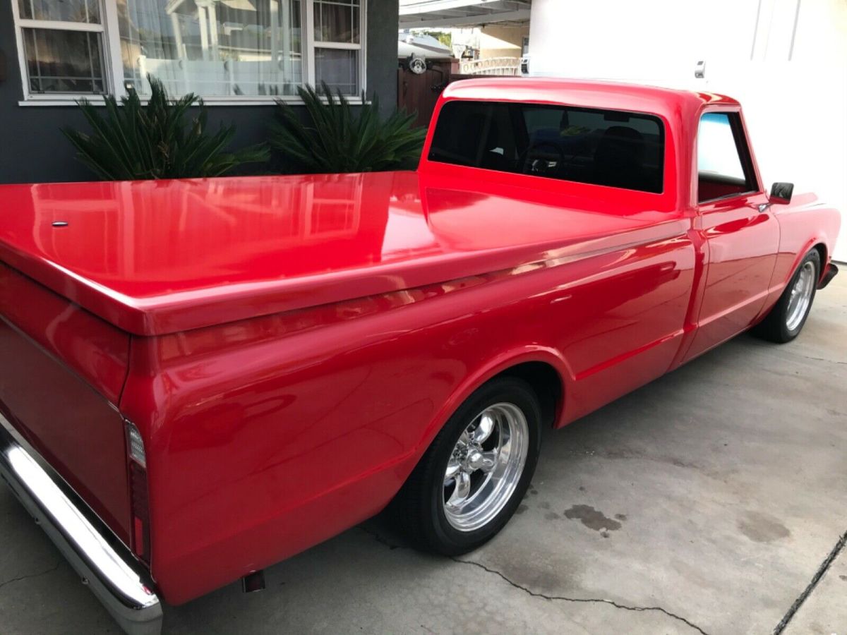 1970 Red Chevrolet C-10