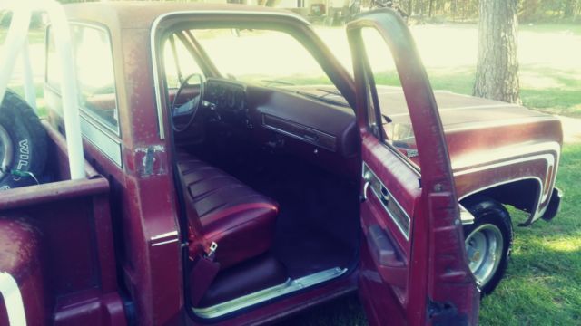 1976 Red Chevrolet C-10 pick up truck