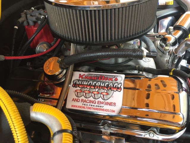 1982 Yellow Chevrolet C-10 Cab & Chassis