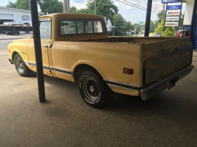 1969 Yellow Chevrolet C-10 SWB