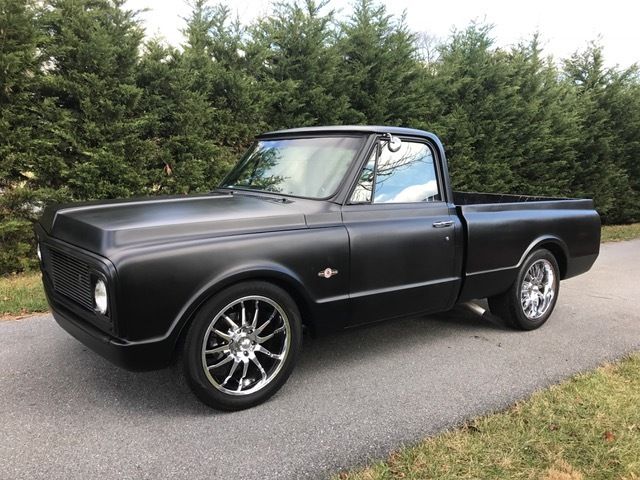 1972 Black Chevrolet C-10