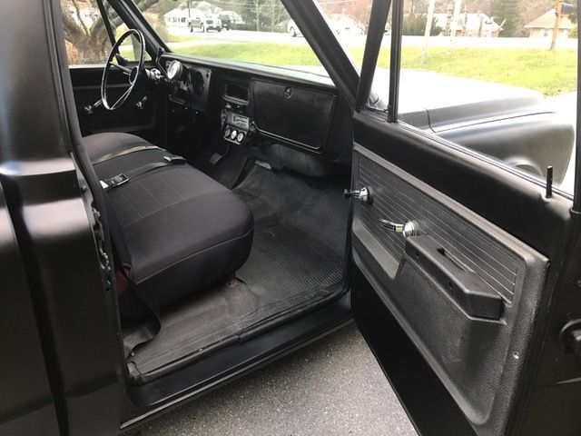 1972 Black Chevrolet C-10