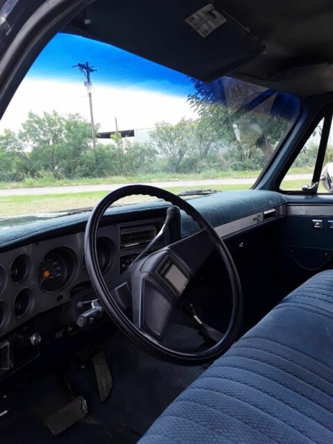 1987 Blue Chevrolet Pickup Standard Cab Pickup