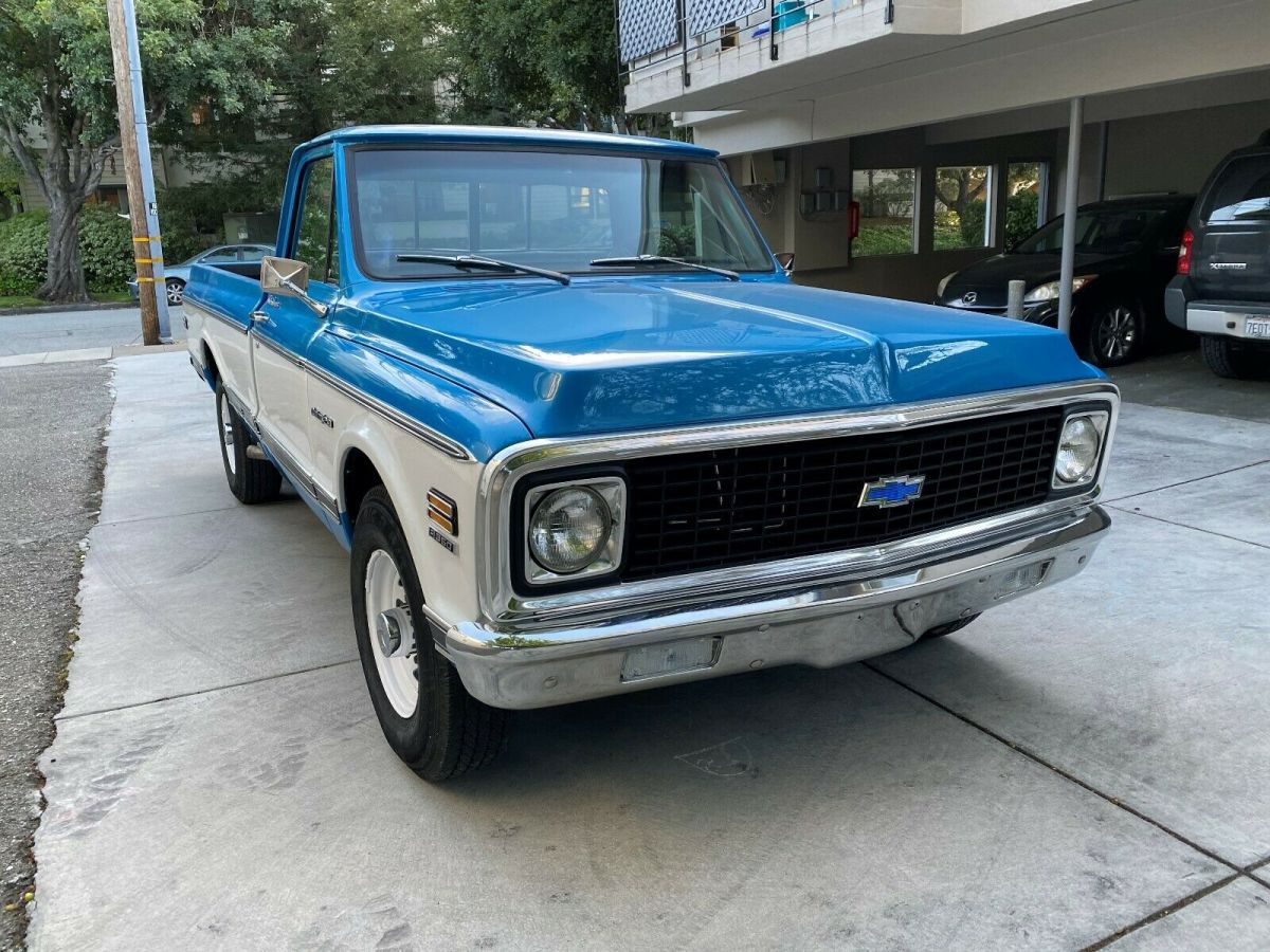 1972 Blue Chevrolet C-10 Standard Cab Pickup