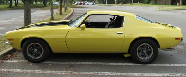 1970 daytona yellow Chevrolet Camaro Coupe