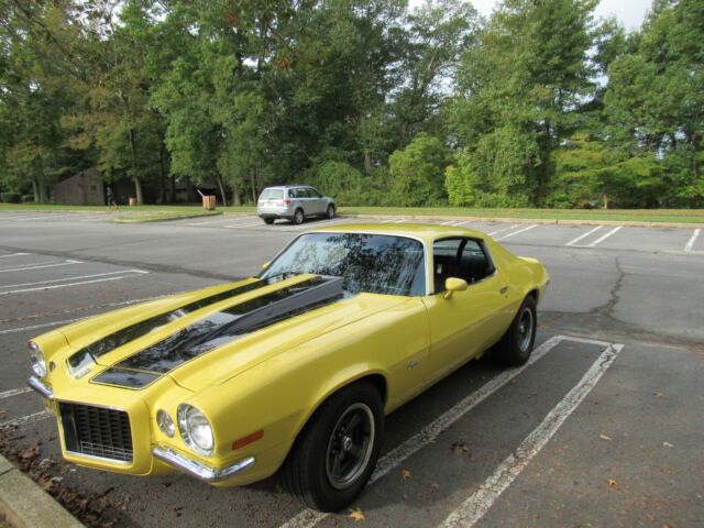 1970 daytona yellow Chevrolet Camaro Coupe