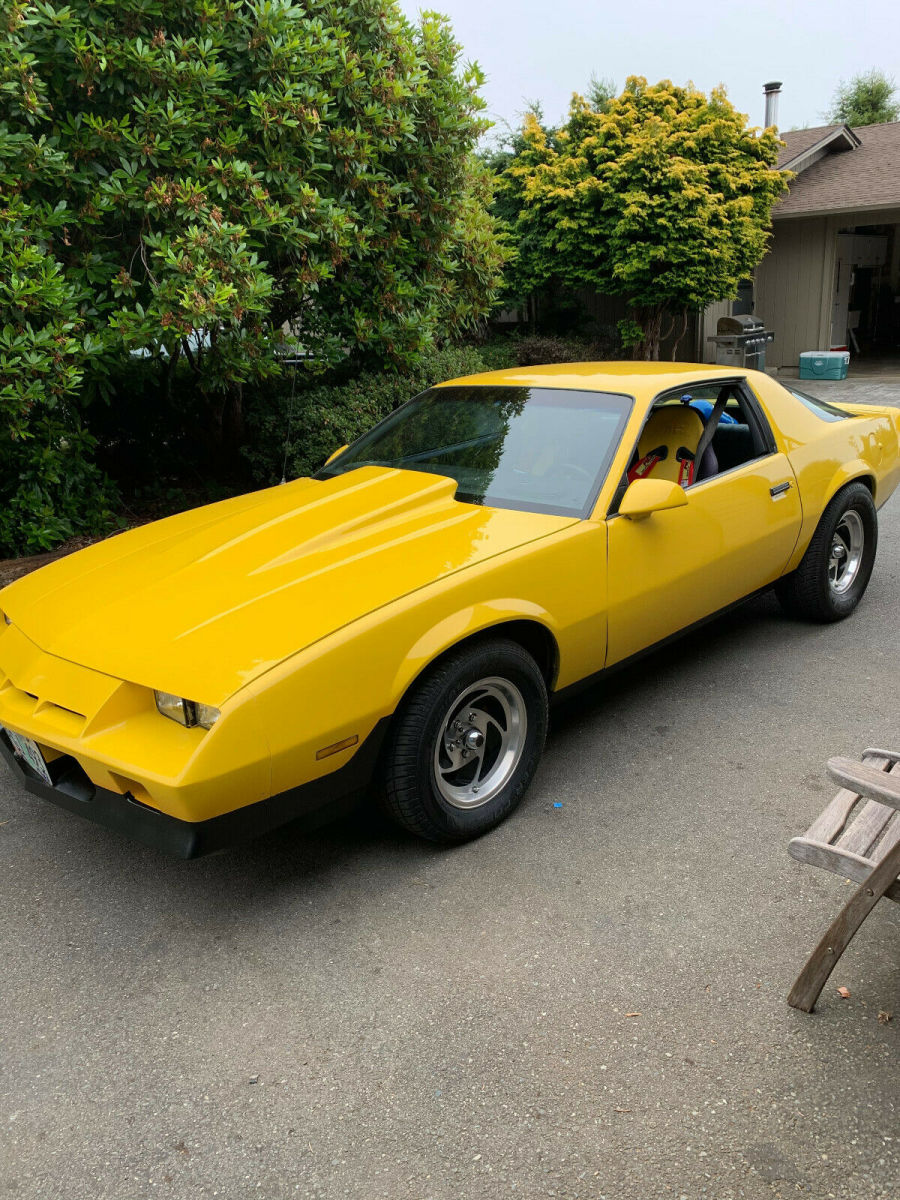 1984 Yellow Chevrolet Camaro Coupe