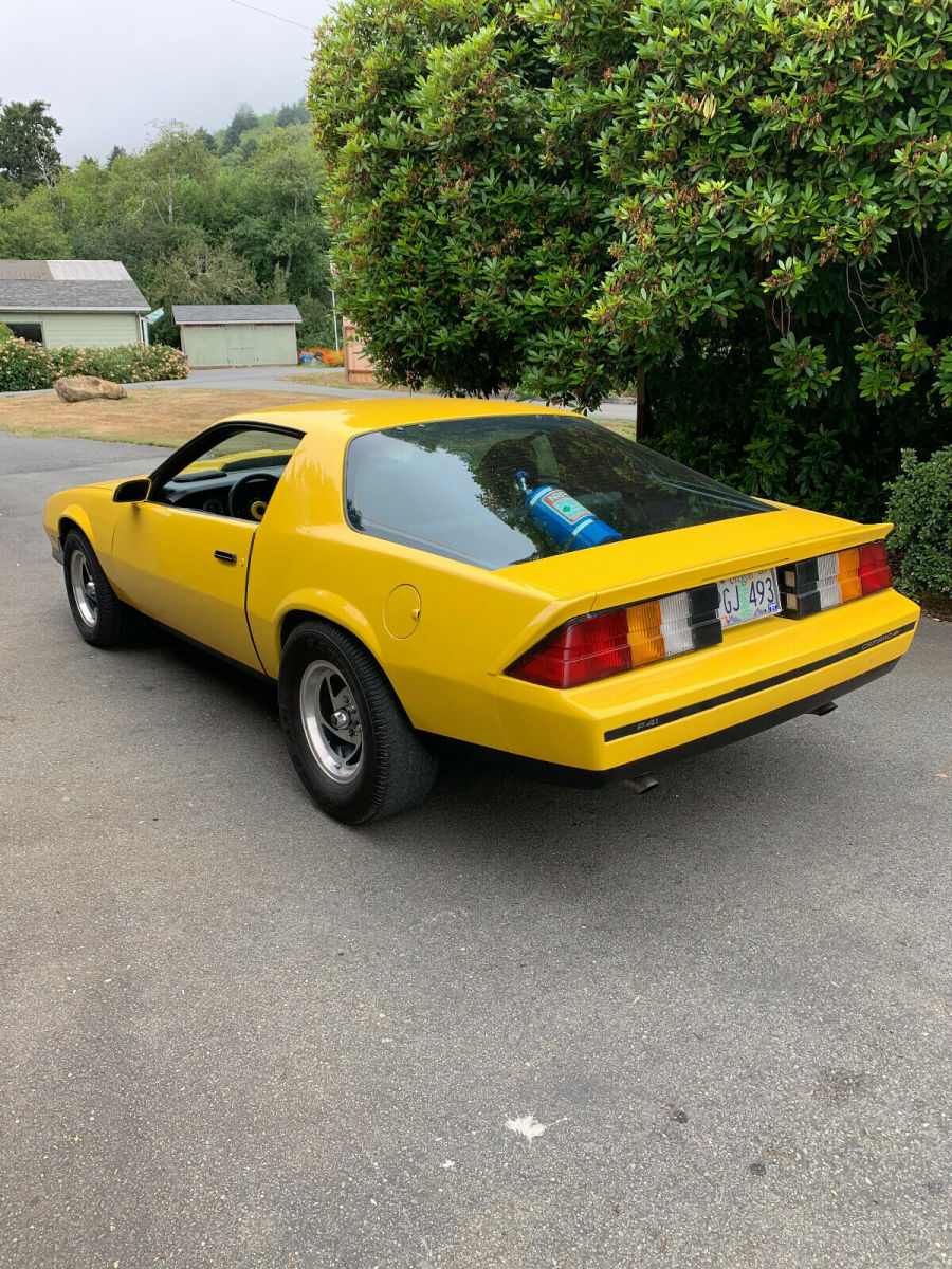 1984 Yellow Chevrolet Camaro Coupe