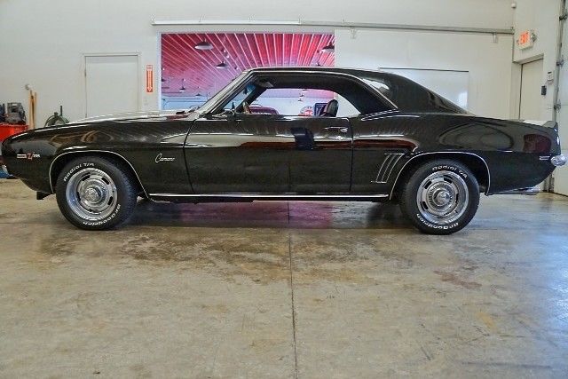 1969 Black Chevrolet Camaro --