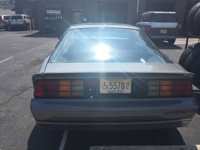 1989 White Chevrolet Camaro Coupe