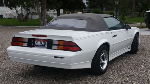 1989 White Chevrolet Camaro Convertible