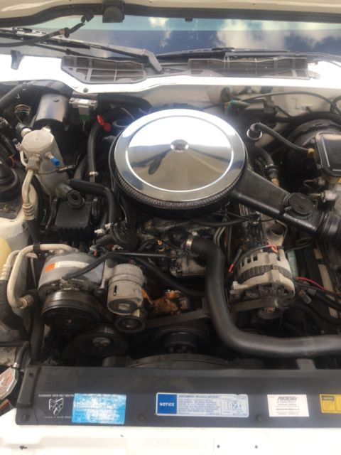 1992 White Chevrolet Camaro Coupe