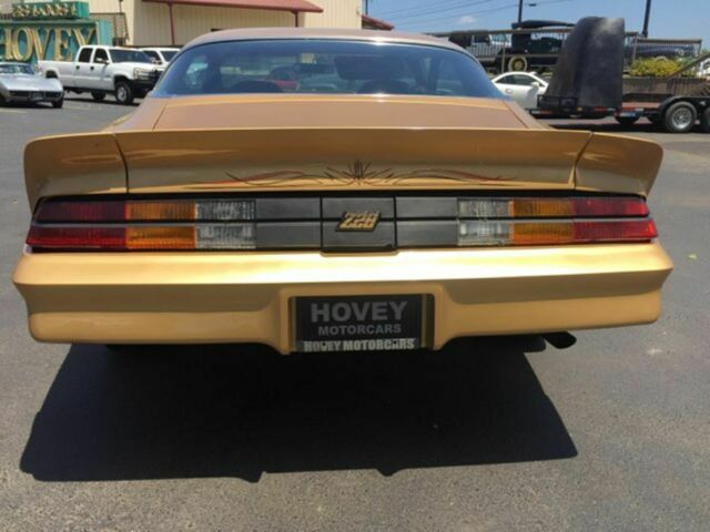 1980 Gold Chevrolet Camaro Coupe