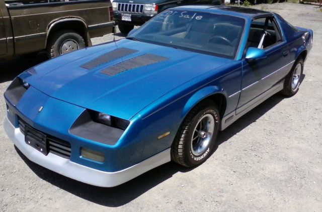 1985 Blue Chevrolet Camaro Coupe