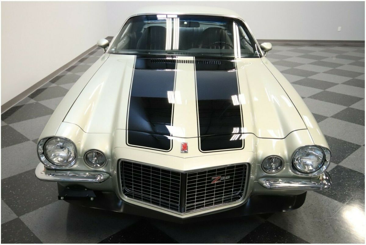 1972 Silver Chevrolet Camaro Coupe