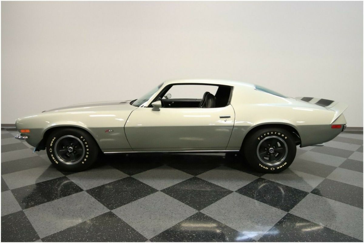 1972 Silver Chevrolet Camaro Coupe