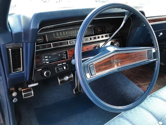 1970 Blue Chevrolet Capriceold Sedan