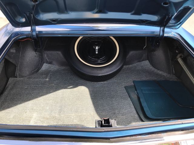 1970 Blue Chevrolet Capriceold Sedan