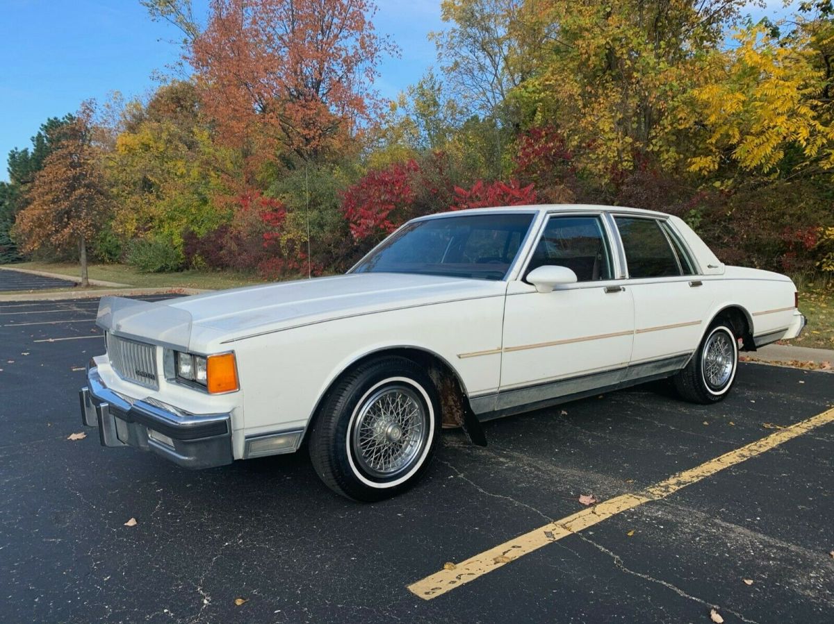 1986 White Chevrolet Caprice Sedan