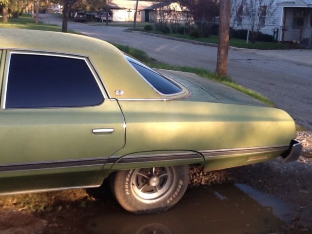 1975 Orange Chevrolet Capriceold