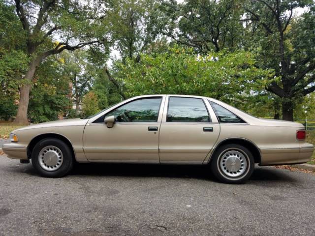 1994 Gold Chevrolet Capriceold