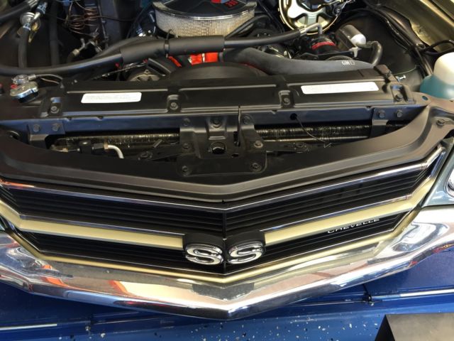 1970 Gold Chevrolet Chevelle Coupe