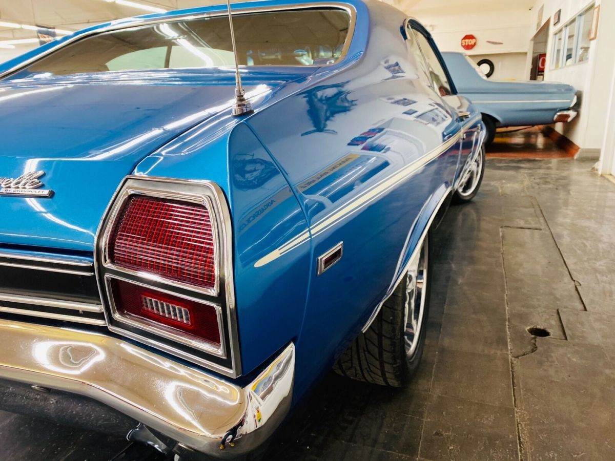 1969 Blue Chevrolet Chevelle Coupe