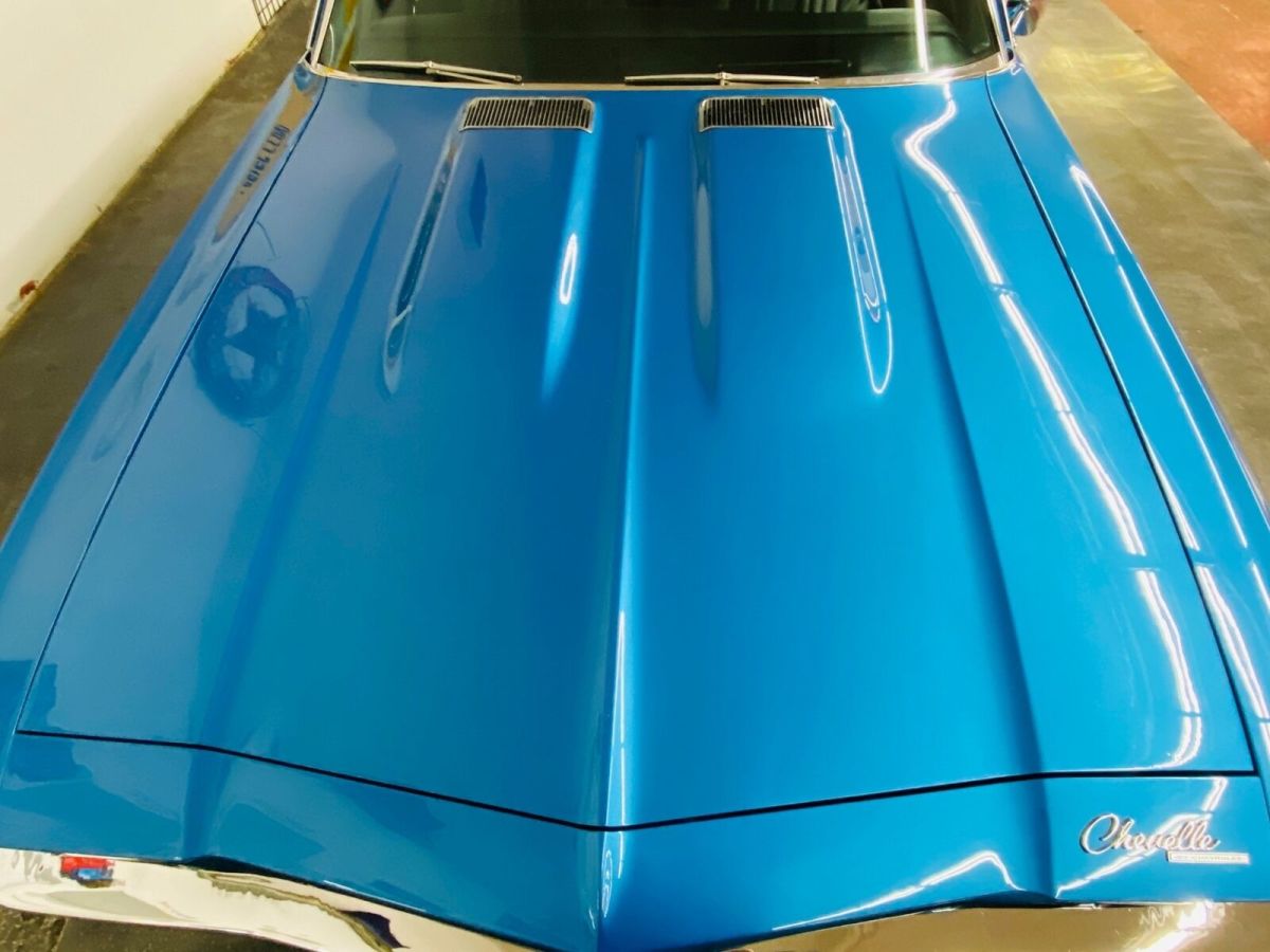 1969 Blue Chevrolet Chevelle Coupe