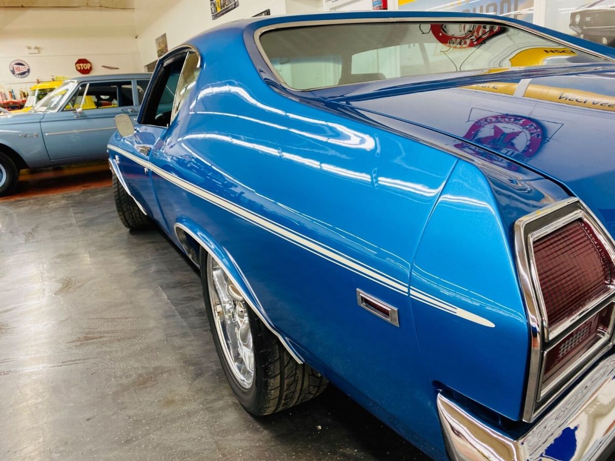 1969 Blue Chevrolet Chevelle Coupe