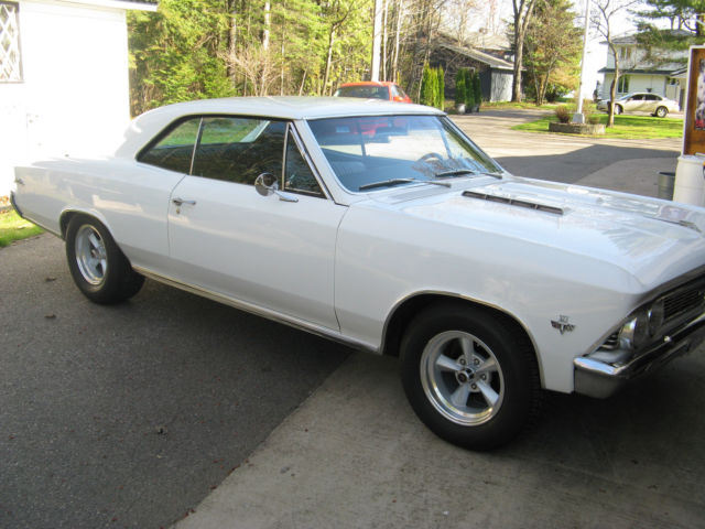 1966 White Chevrolet Chevelle Coupe