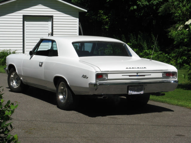 1966 White Chevrolet Chevelle Coupe