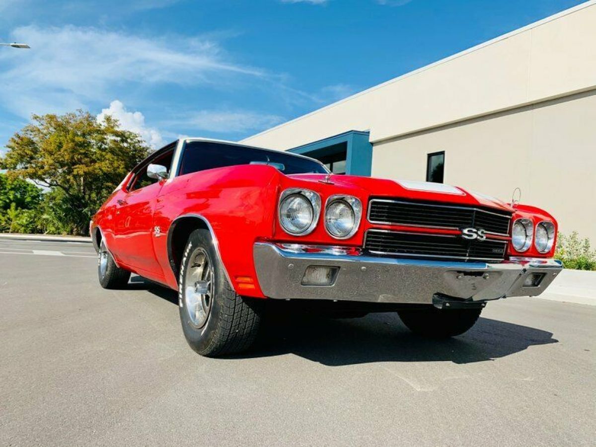 1970 Red Chevrolet Chevelle --