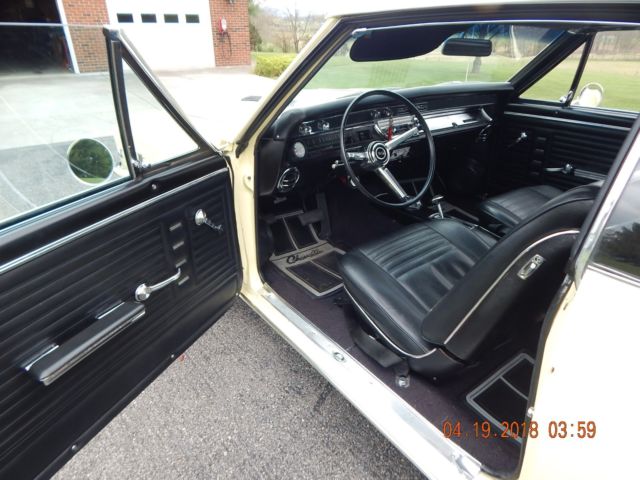 1967 Yellow Chevrolet Chevelle Coupe