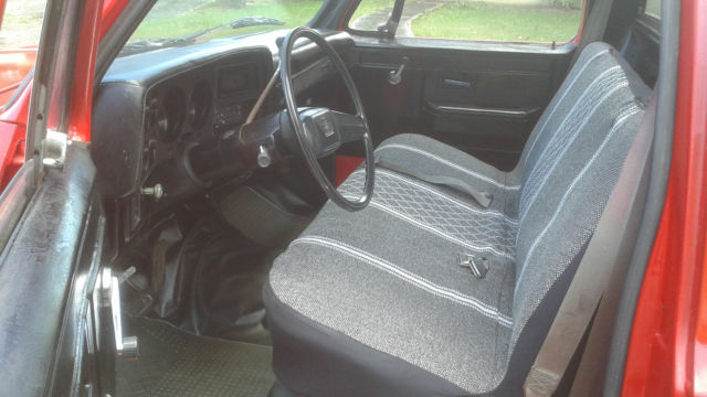 1985 Red Chevrolet C-10 Pickup