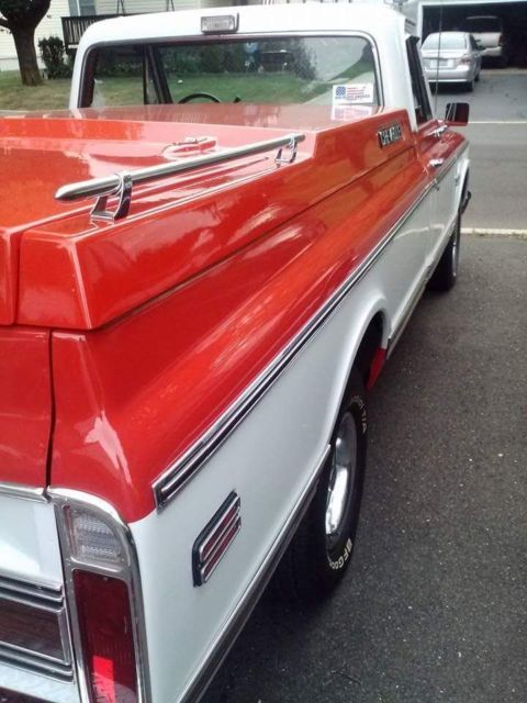 1972 Medium red/white Chevrolet C-10 Long bed